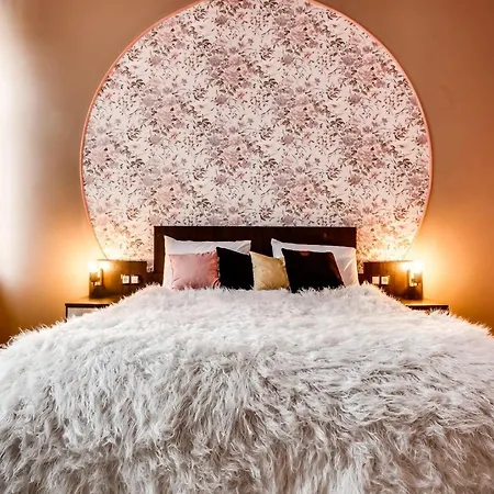 شقة в центрі львова إلفيف