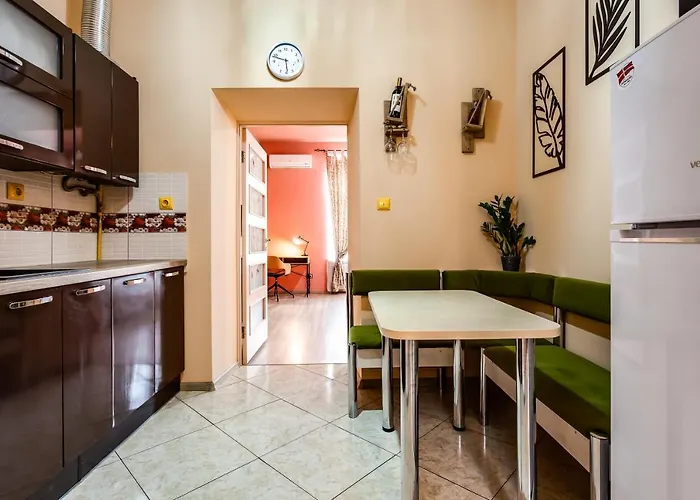 в центрі львова إلفيف